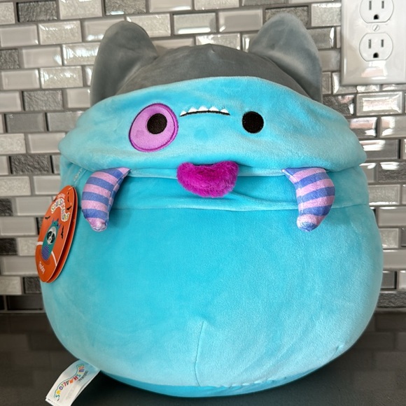Squishmallows ROCKY THE RACCOON Morty The Monster Costume Halloween 2023 12” NEW - Picture 9 of 16